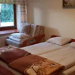 Za Strugiem Quarto em Acomodações Particulares *