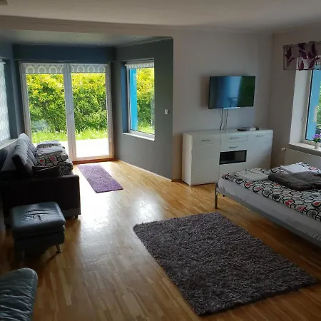 Rum i privatbostad Za Strugiem *