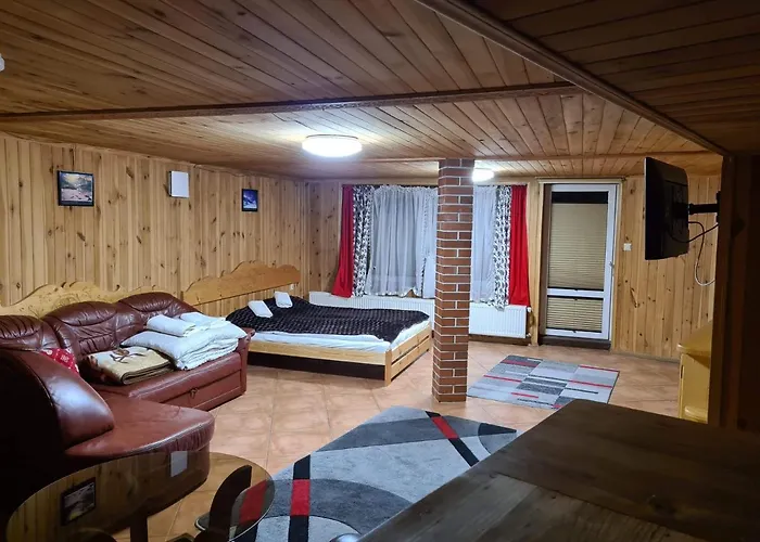 Za Strugiem منزل للإقامة *